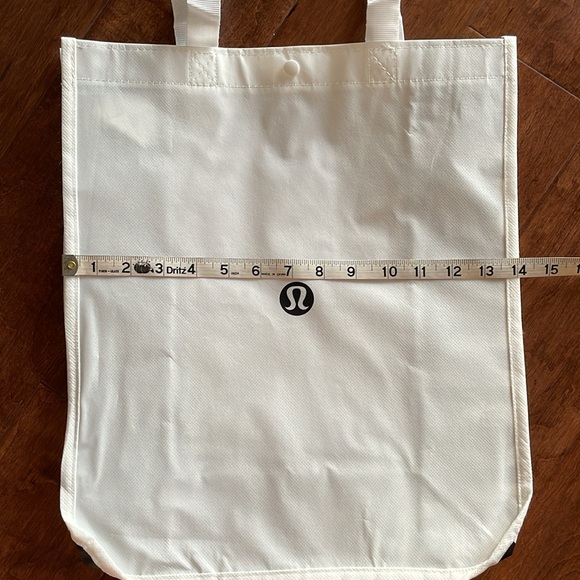 Lululemon | Reusable Tote Bag (Large) - Picture 8 of 11